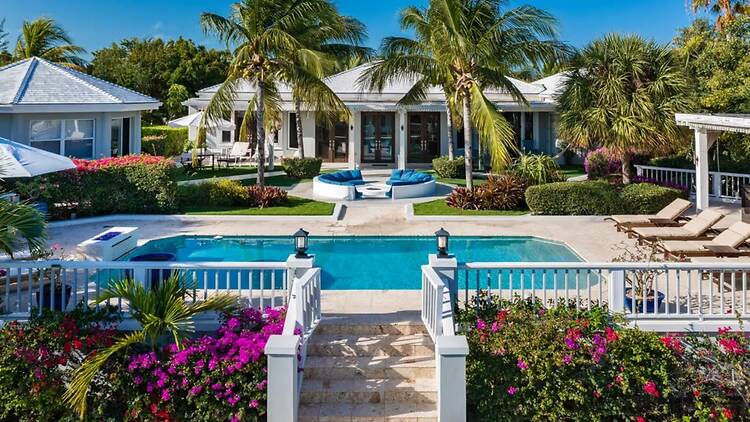 Best for spotting turtles: Leeward Settlement Below Deck villa