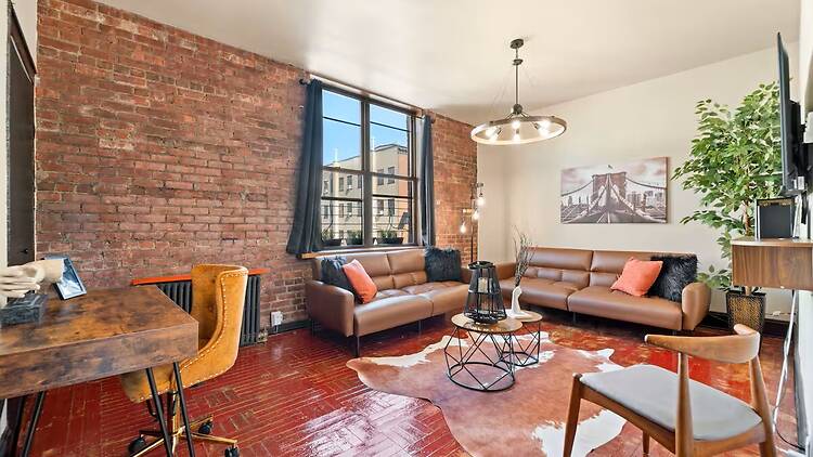 Best Brooklyn apartment with rooftop: Tripoli Artisan Loft in Bushwick Best Brooklyn apartment with rooftop: Tripoli Artisan Loft in Bushwick