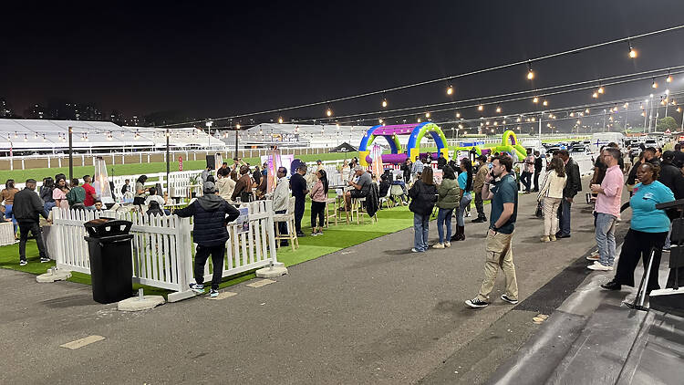 Friday Night Racing crowd at the Hollywoodbets Greyville Racecourse