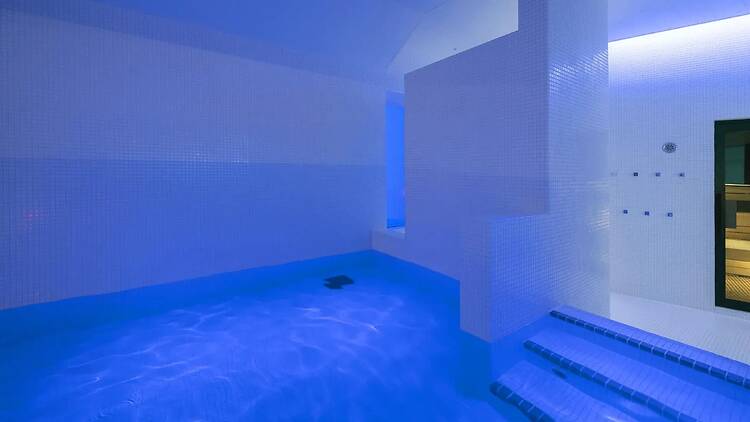 The pool level at Corridor no Yu