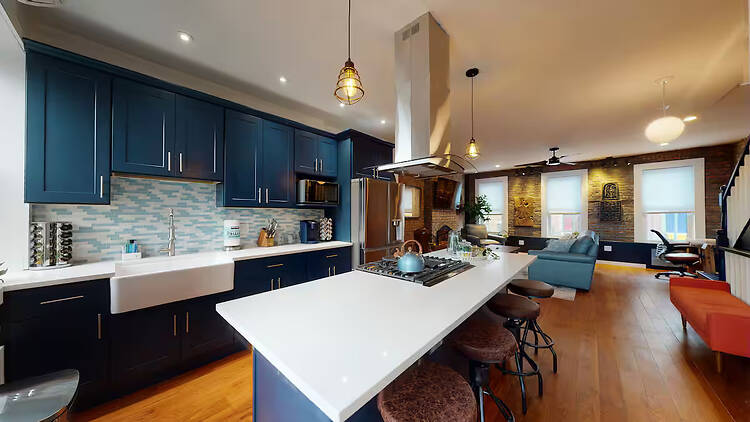 Best for groups and easy Manhattan access: The huge loft Best for groups and easy Manhattan access: The huge loft