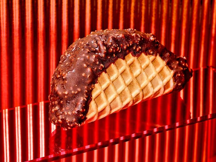 Salt & Straw A chocolate taco