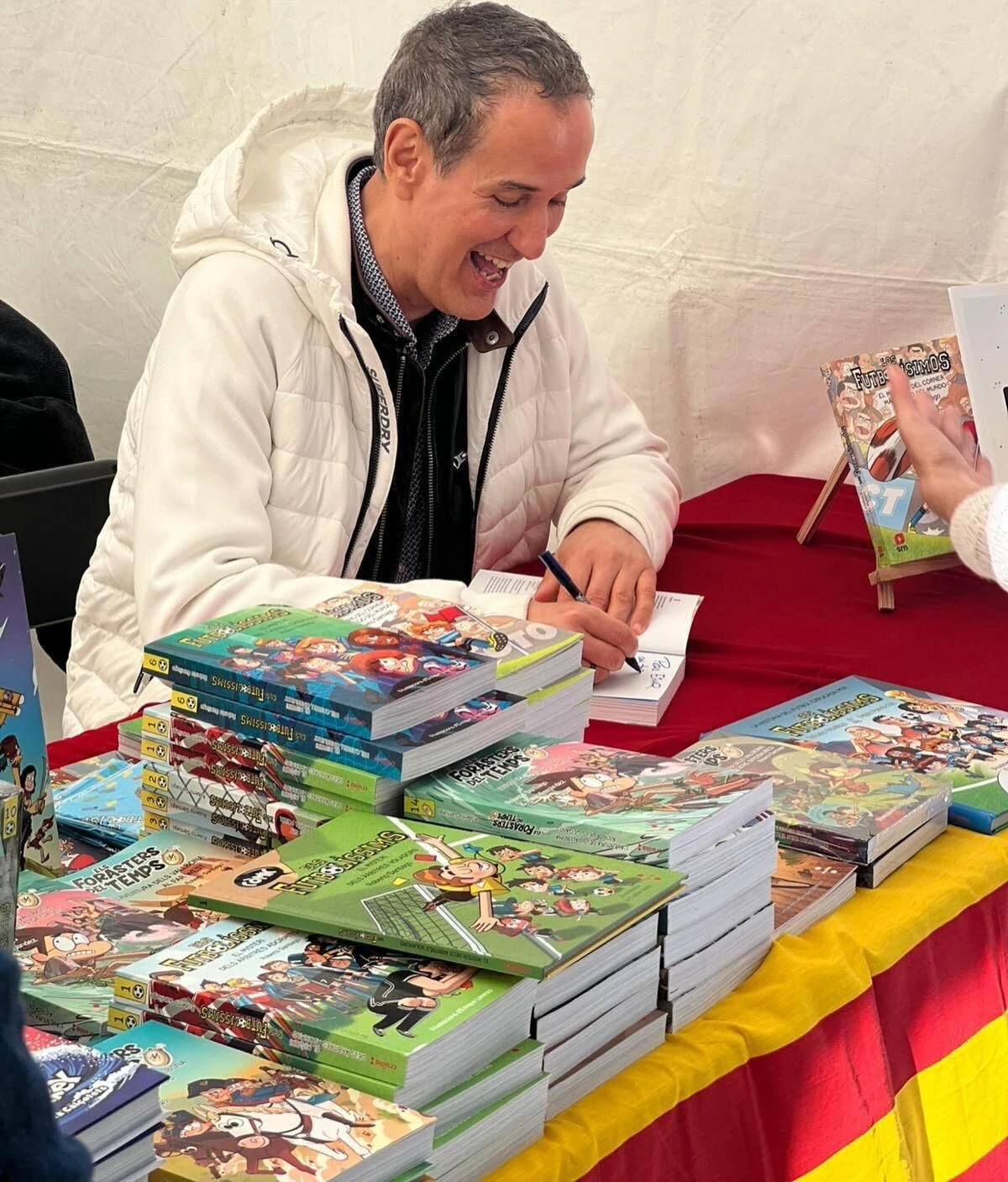 Roberto Santiago