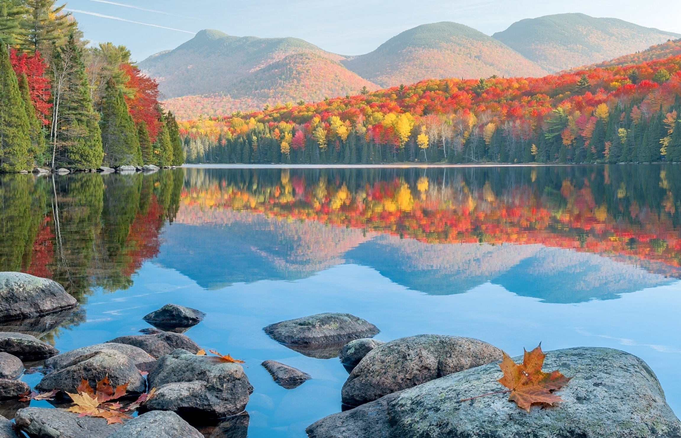 These are the coziest U.S. destinations for fall, per new ranking