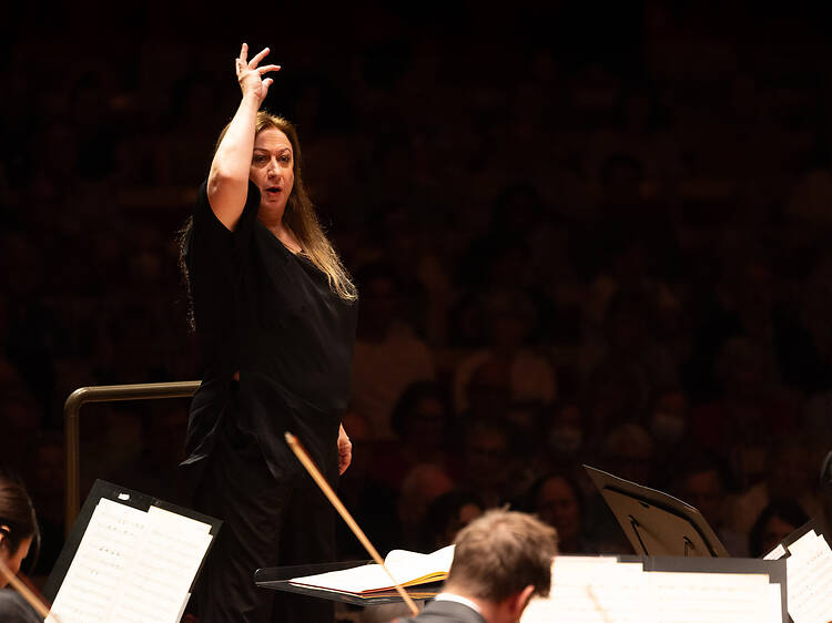 Simone Young conducts Mozart & Bach Simone Young conducts Mozart & Bach