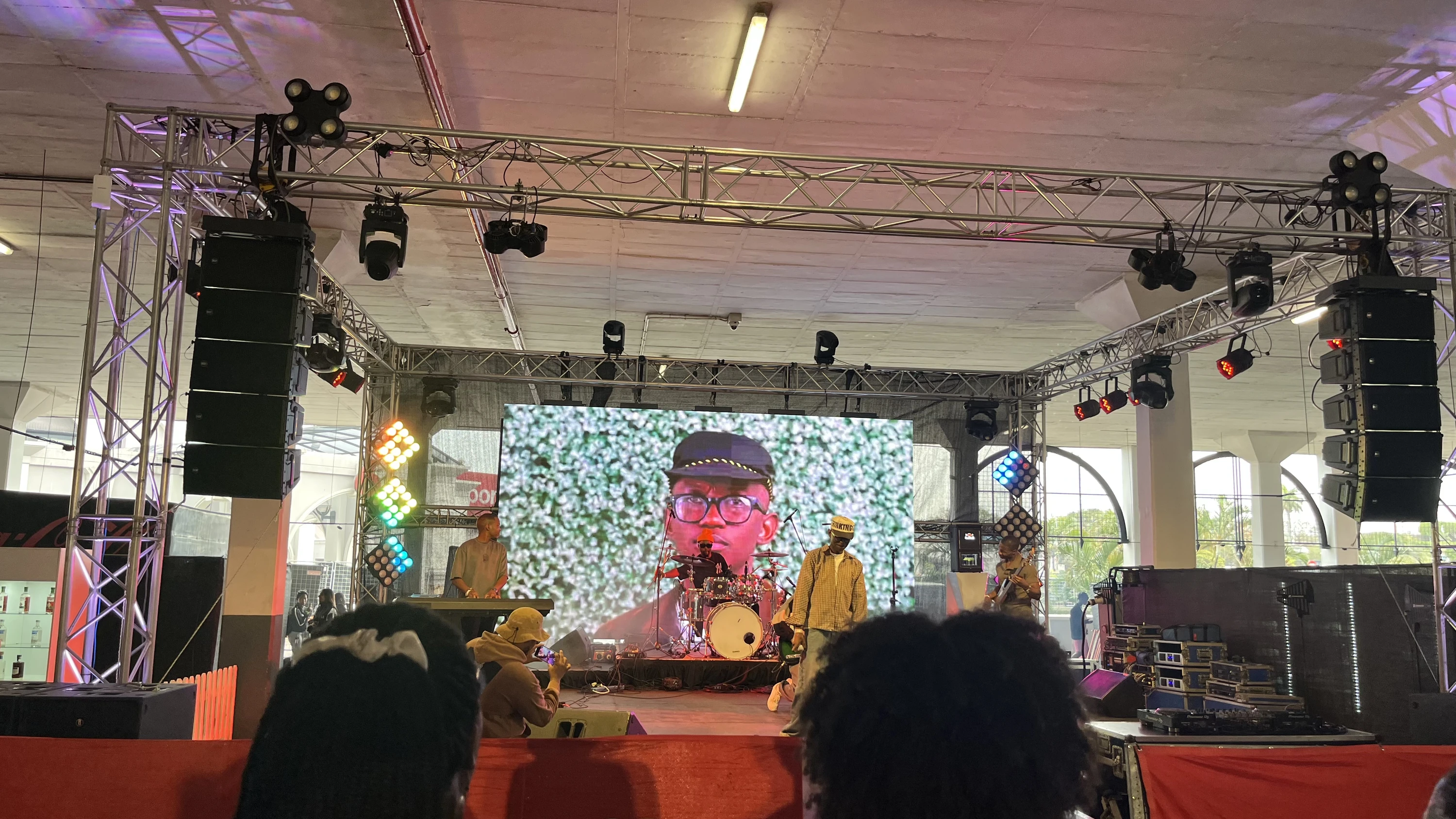 Live music kept the festival atmosphere going as visitors settled in between trips to the food stalls.