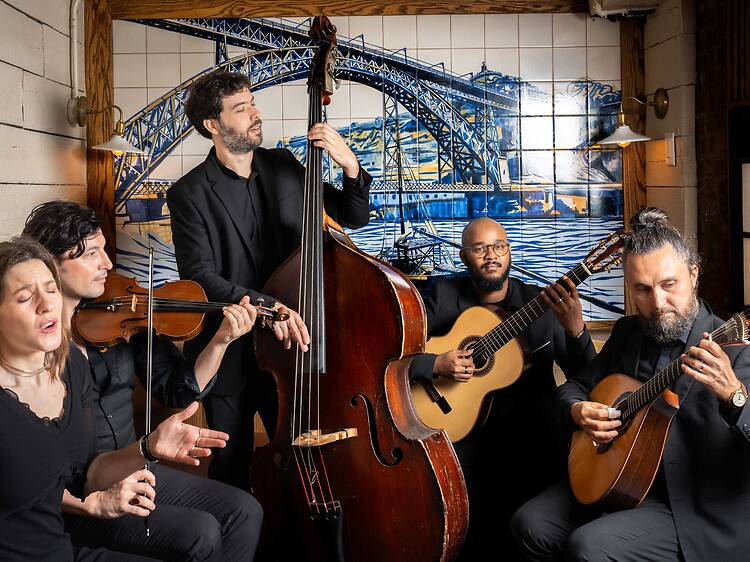 E as noites de fado?