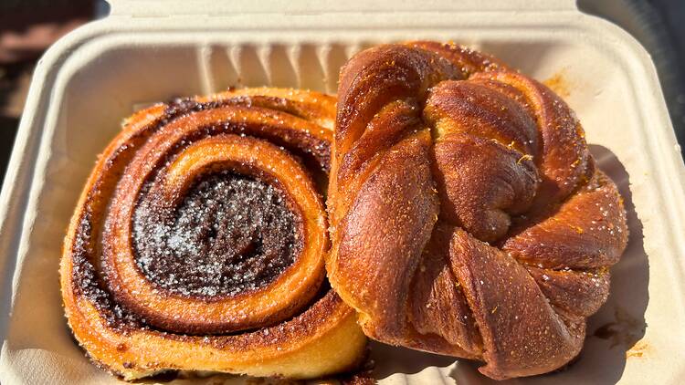 Get a cinnabun at Zookeepers Café Get a cinnabun at Zookeepers Café