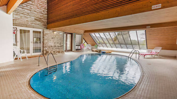 Best with a pool: Peak District home with huge garden Best with a pool: Peak District home with huge garden