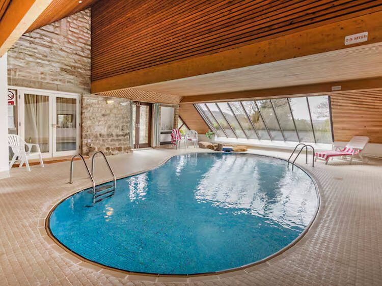 Best with a pool: Peak District home with huge garden Best with a pool: Peak District home with huge garden