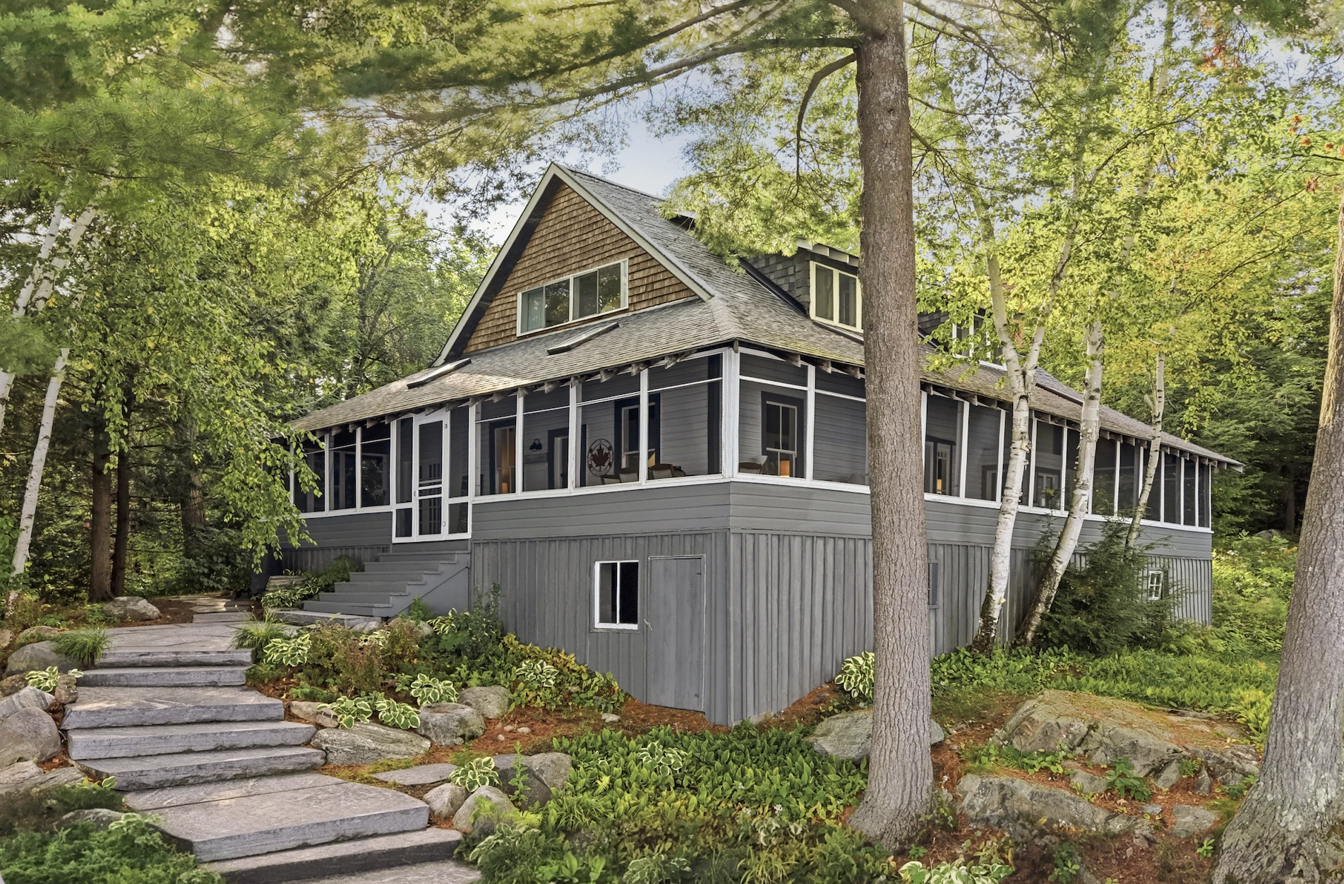 Gordon Bay Cottage on Sterling Point
