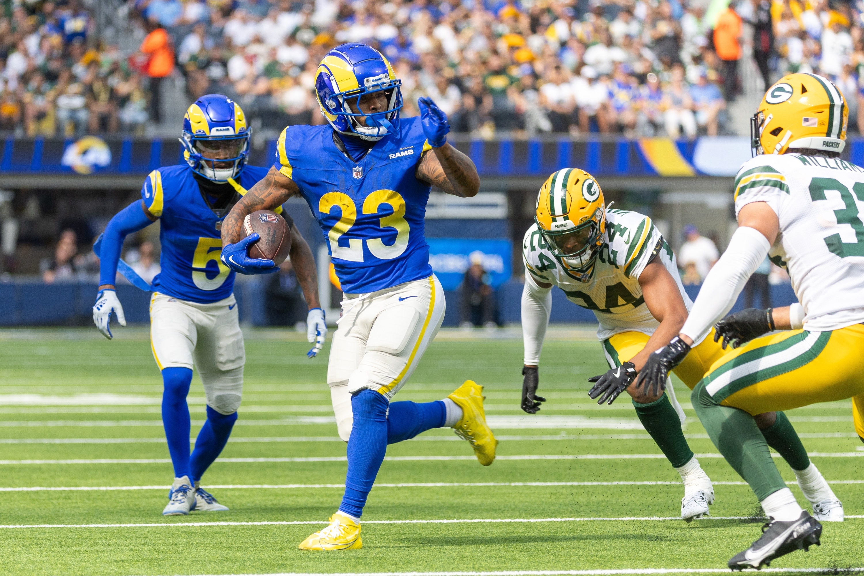 Netflix will begin streaming live NFL games tonight—what sport fans should know