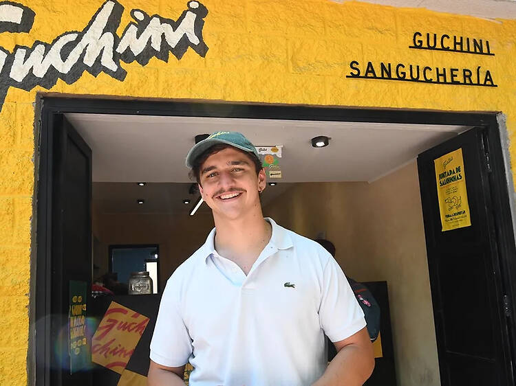 Guchini: Un manso sanguche Guchini: Un manso sanguche