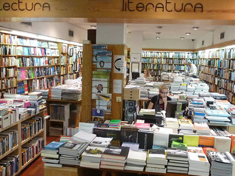 Naos Libros (Arquitectura)