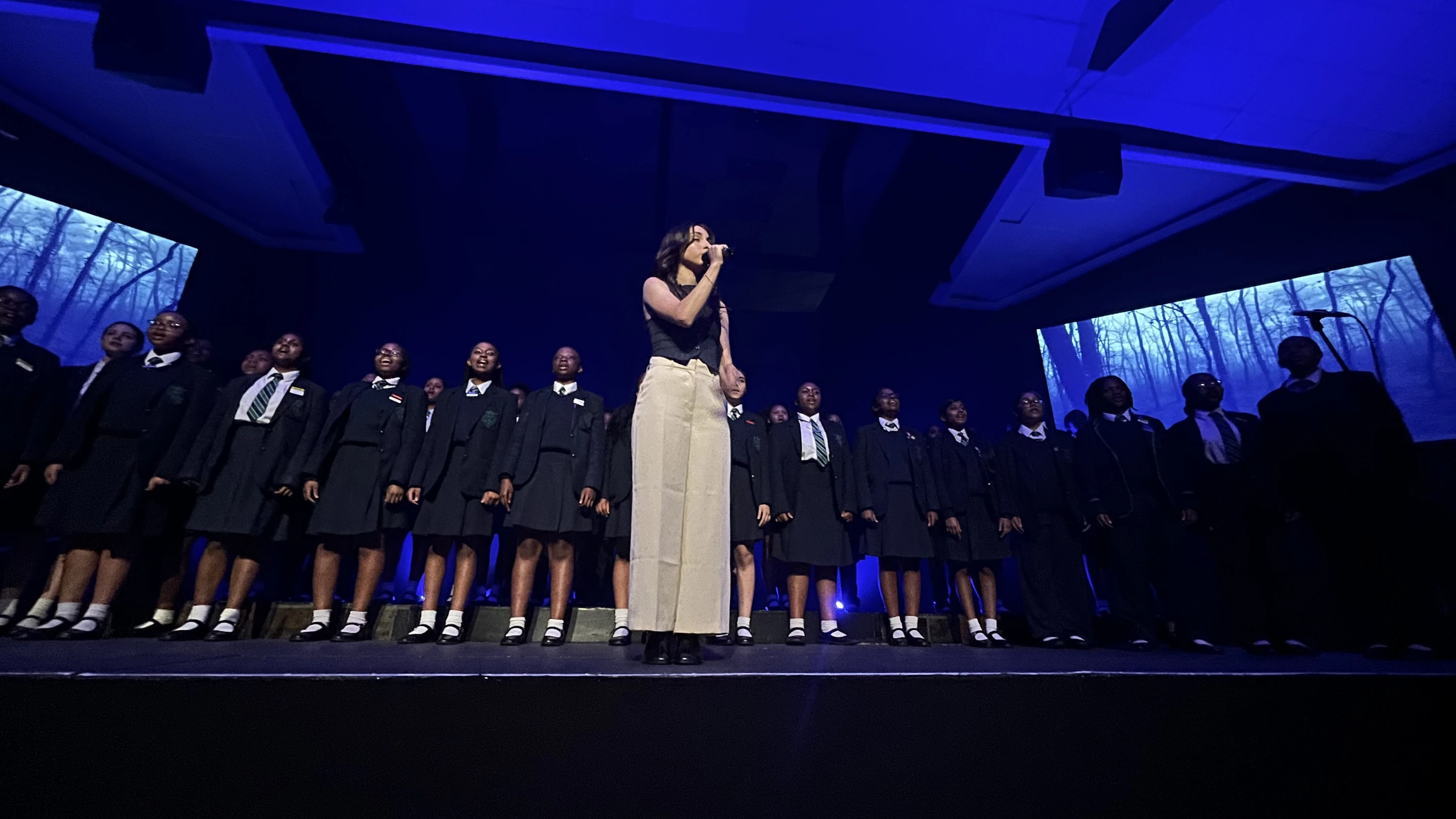 Singer-songwriter Anica Kiana performs with the Durban Girls&rsquo; High School Choir during Rachel Kolisi&rsquo;s Falling Forward screening in Durban.