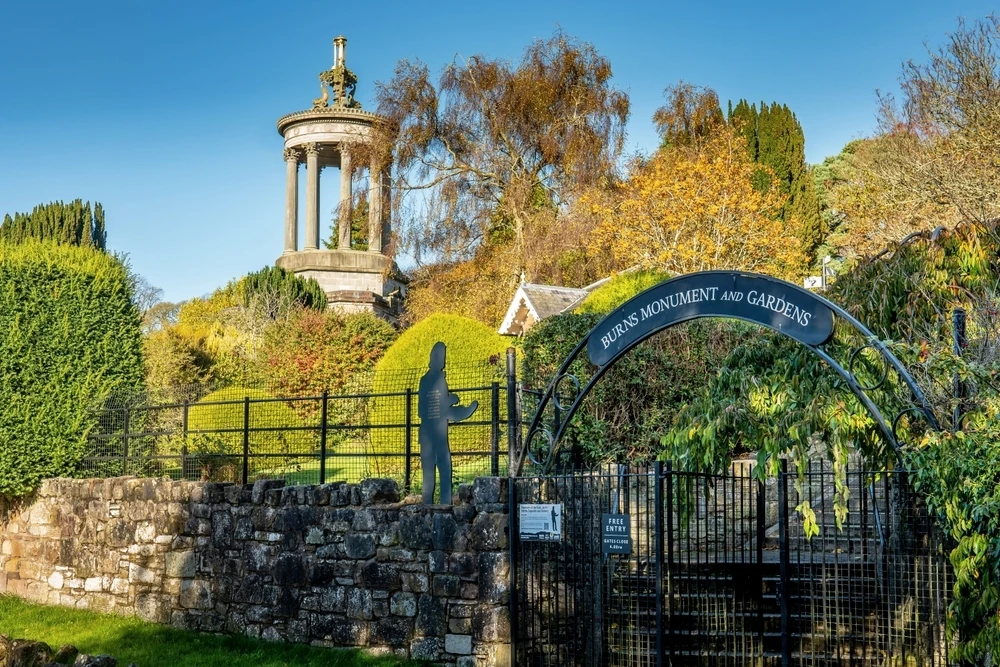 Robert Burns monument and memorial gardens in Alloway