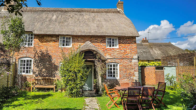 Best for families: Thatched roof cottage in Dorset Best for families: Thatched roof cottage in Dorset