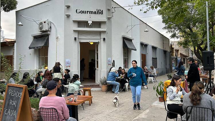 Lugares donde comer rico en la Ciudad de Mendoza y no morir en el intento