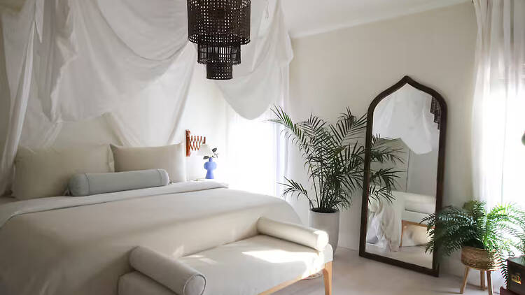 Best for walkable Uptown rentals: The tranquil hideaway