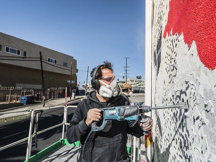 Onde ver Vhils em Lisboa: o roteiro das obras que ainda resistem Onde ver Vhils em Lisboa: o roteiro das obras que ainda resistem