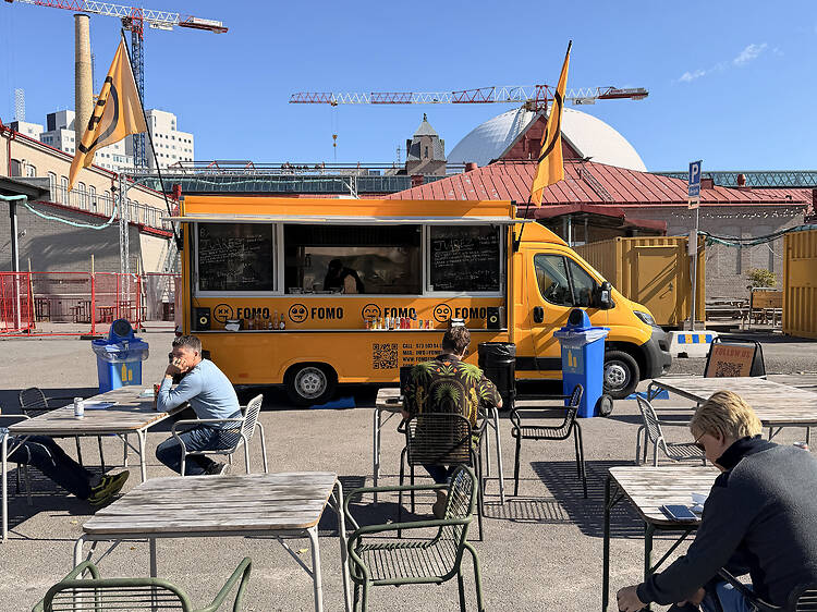 Grab one of the city’s best food-truck burgers at FOMO Grab one of the city’s best food-truck burgers at FOMO