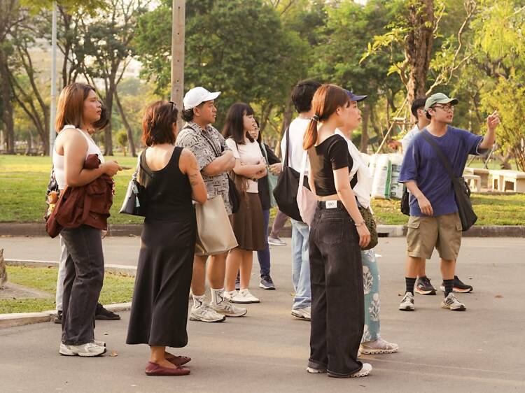 ชวนเดินสำรวจสามย่านผ่านสีสันและรายละเอียดที่อาจเคยมองข้าม