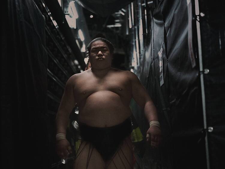 Sumo: Spirit Weighs Nothing Sumo: Spirit Weighs Nothing