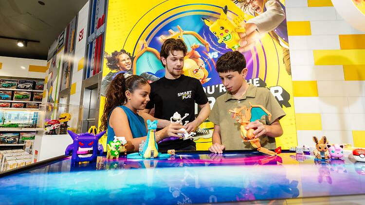 LEGO® Pokémon™ SMART Play™ experience