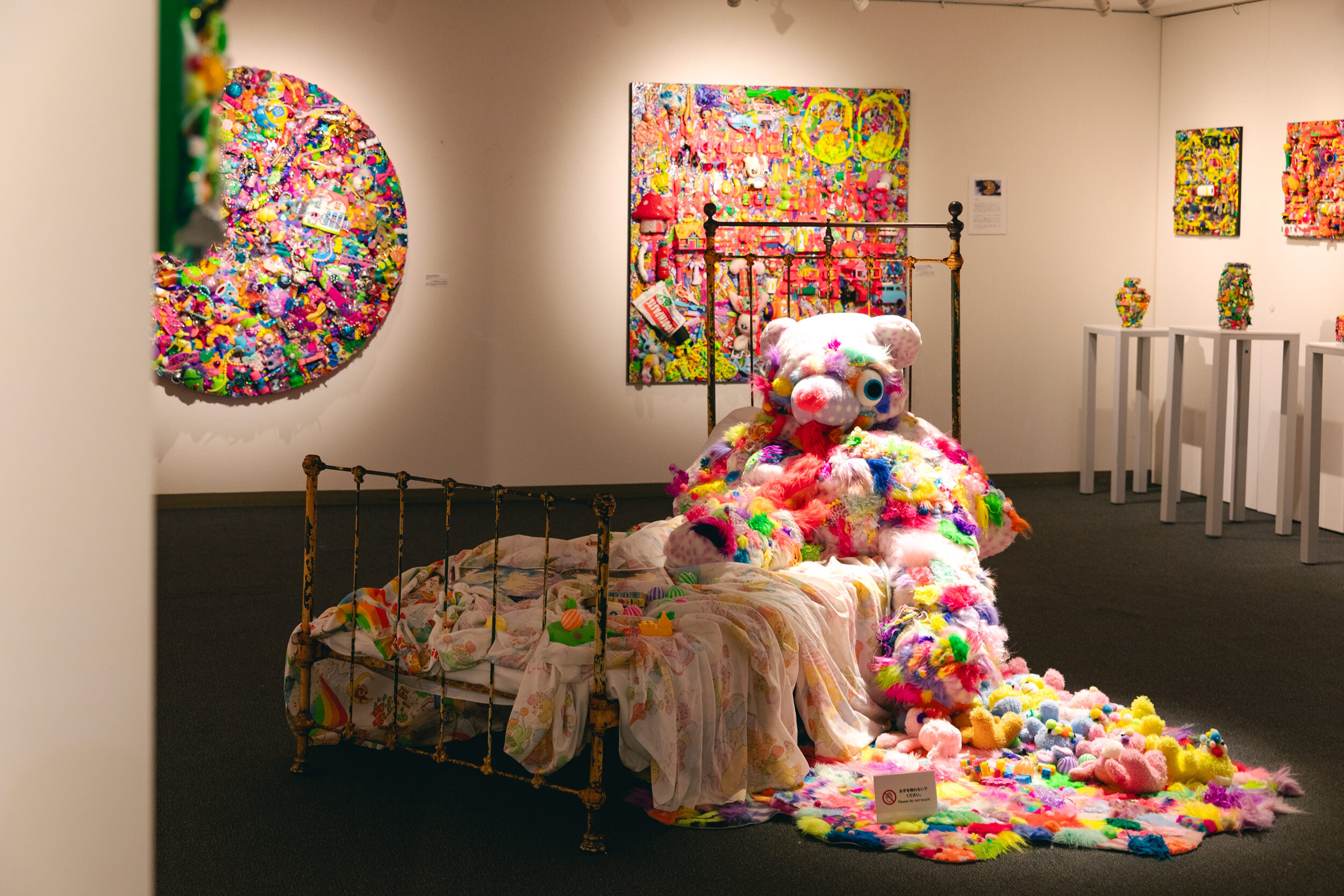 西武渋谷店のフィナーレ、増田セバスチャン展「ENDLESS COLORS」が開幕