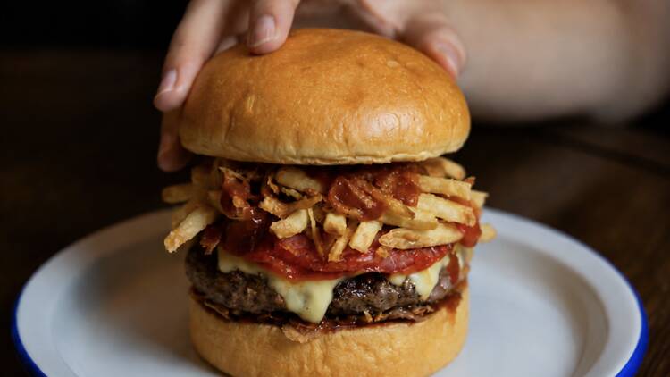 25 Degrees takes its burger to Havana 25 Degrees takes its burger to Havana