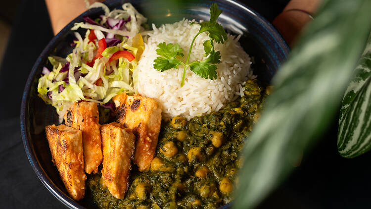 Indigo Express Csicseriborsós-spenótos tofu az Indigo Expressben