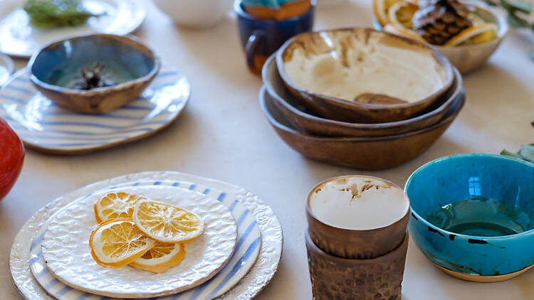 Making the crockery you’ll later eat from Making the crockery you’ll later eat from