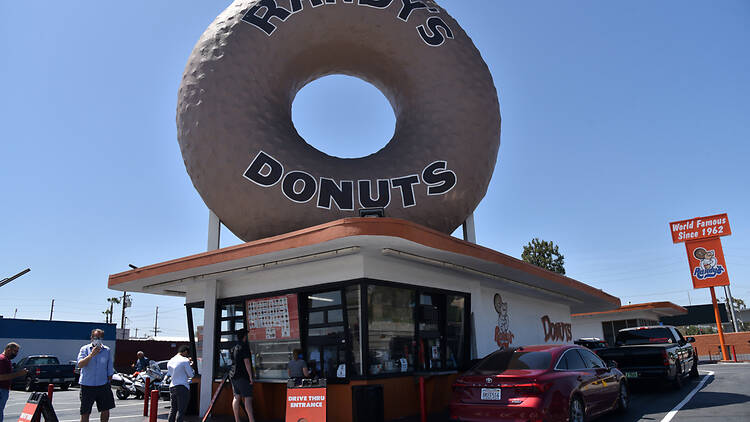 Randy’s Donuts, Los Angeles Randy’s Donuts, Los Angeles