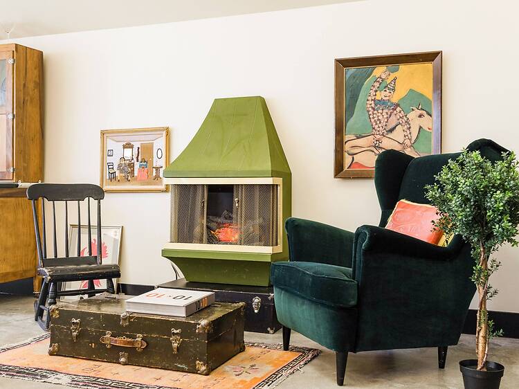Best for neighborhood dining: The sunny hightop home in Highlands Best for neighborhood dining: The sunny hightop home in Highlands