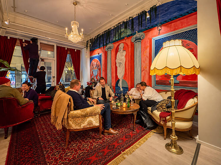 Hi-Hat Art Bar