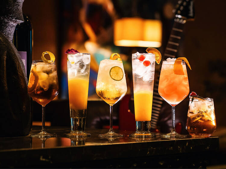 Dbar & Lounge Dbar & Lounge