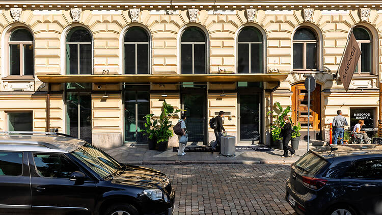 Kamppi (the city centre continues)