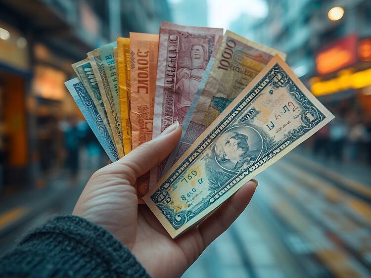 Cash or card while traveling? The smart answer is both.