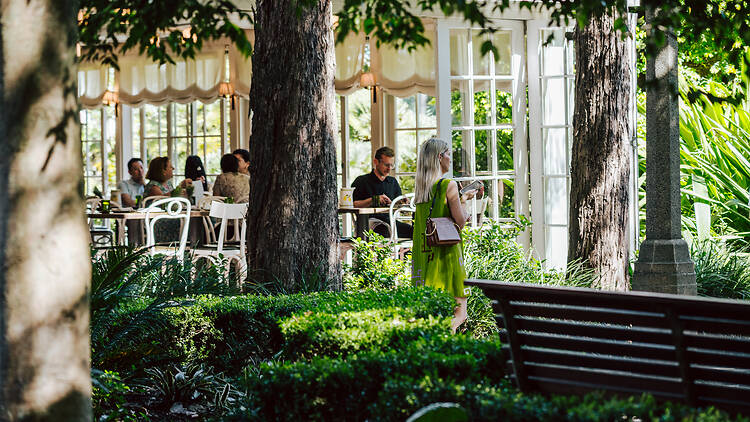 Looking into Chiswick