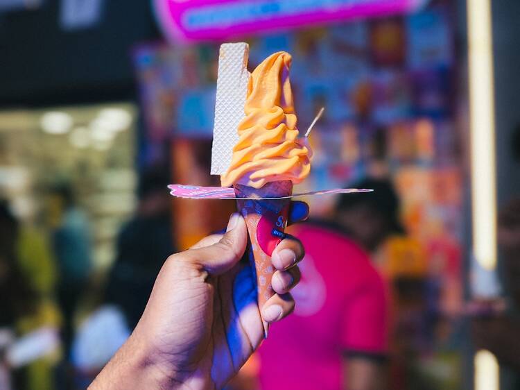 Taste: eat and drink like a local