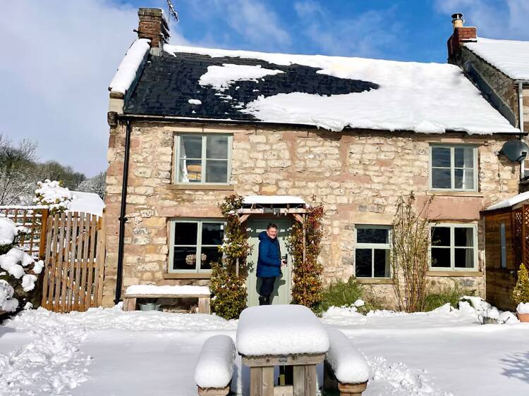 Best for 'The Holiday' vibes: The 300-year-old cottage in Derbyshire