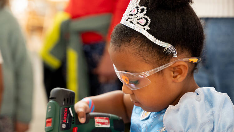Fill the young girls in your life with self esteem at Festival of The Girl Fill the young girls in your life with self esteem at Festival of The Girl