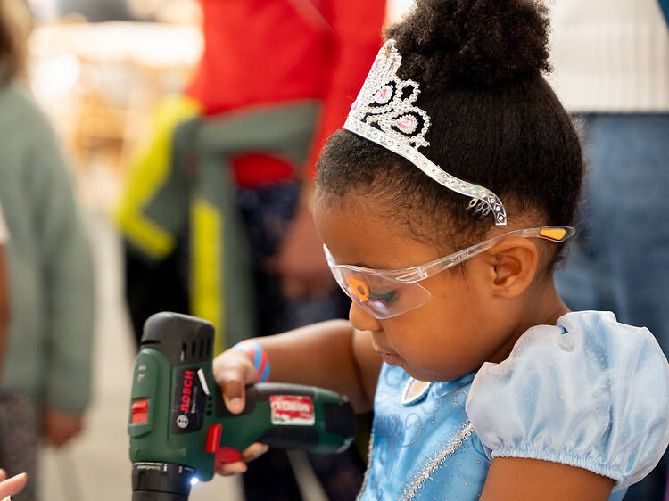 Fill the young girls in your life with self esteem at Festival of The Girl Fill the young girls in your life with self esteem at Festival of The Girl
