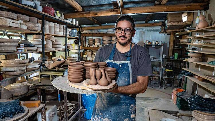 Agustín Herrera: la alfarería como experimento infinito Agustín Herrera: la alfarería como experimento infinito