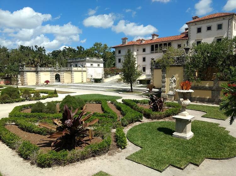 6. Coconut Grove 6. Coconut Grove
