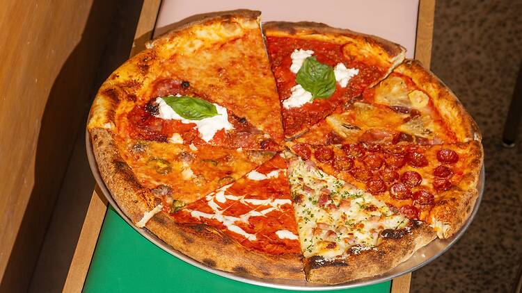 Bikini Pizza