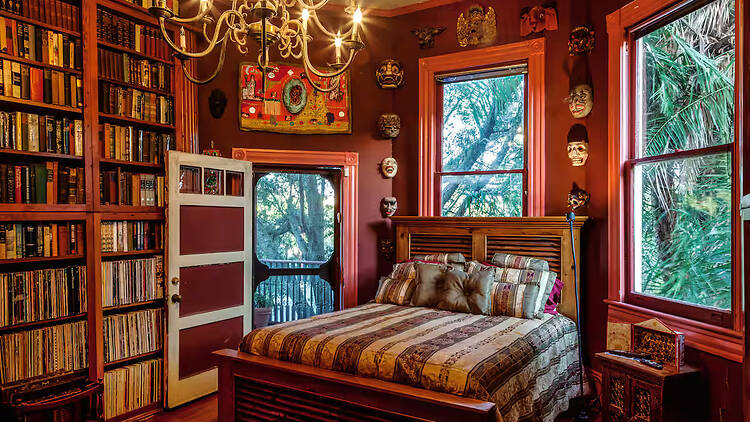 Best for bookworms: The library room in a mansion Best for bookworms: The library room in a mansion