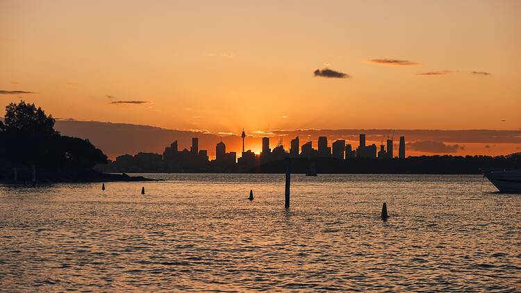 Sunset over the Sydney skyline from Camp Cove in Watsons Bay, Sydney Sunset over the Sydney skyline from Camp Cove in Watsons Bay, Sydney