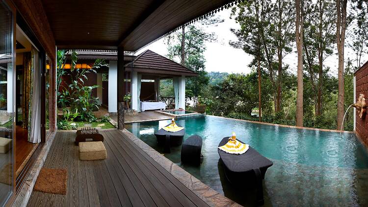 Temperature controlled swimming pool