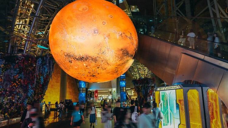 "Walk me to Mars" "Walk me to Mars"